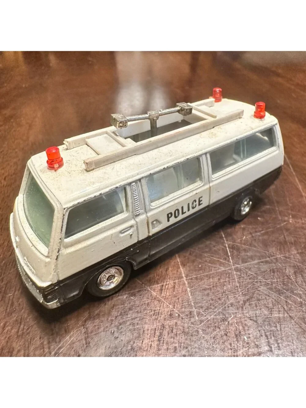 Vintage Nissan Caravan Die Cast 1:52 Scale Van Japan